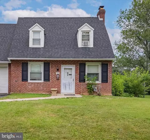 205 Fairlamb Ave, Havertown, PA 19083