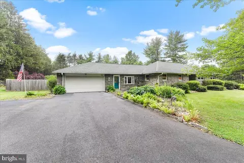 777 Shavertown Rd, Garnet Valley, PA 19060