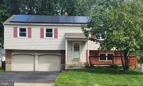 3210 Meetinghouse Rd, Upper Chichester, PA 19061