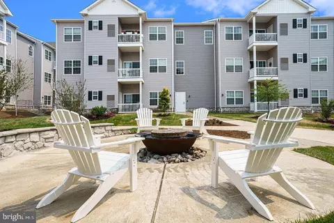 614 Harvin Way, Brookhaven, PA 19015