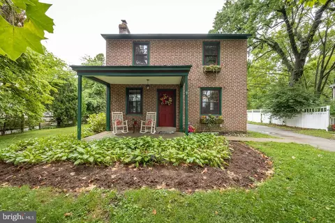 2978 Pennview Ave, Broomall, PA 19008
