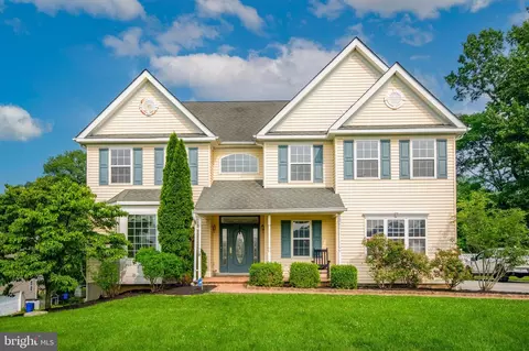 22 Millridge Dr, Aston, PA 19014