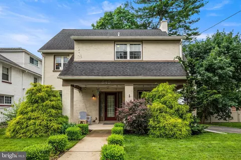 640 Old Lancaster Rd, Bryn Mawr, PA 19010