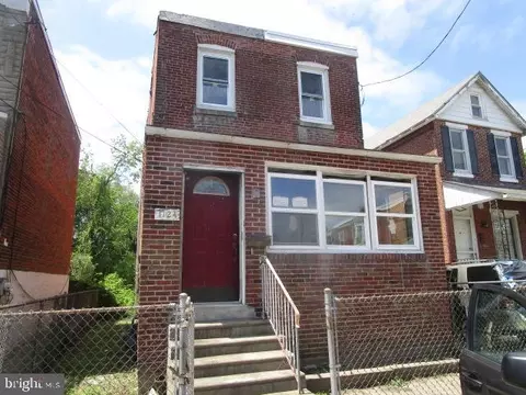 1124 Chestnut St, Darby, PA 19023