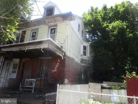 428 Chestnut St, Darby, PA 19023