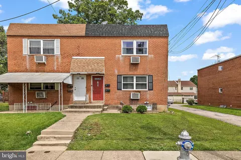 703 Spruce St, Collingdale, PA 19023