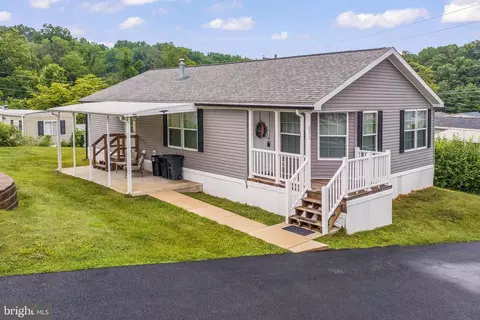 211 Park Dr, Media, PA 19063