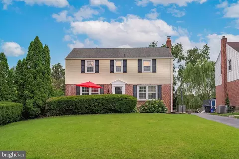 102 Heatherwood Rd, Havertown, PA 19083