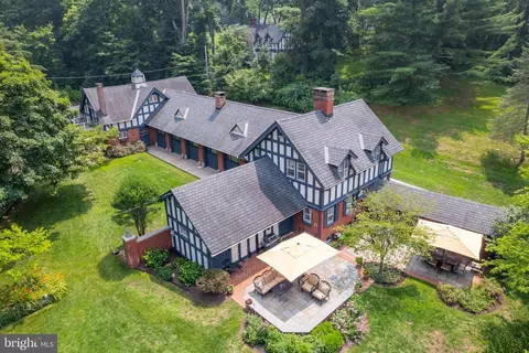 950 Mill Rd, Bryn Mawr, PA 19010