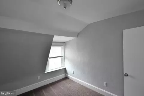 35 Cedar St, Marcus Hook, PA 19061 photo 21