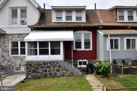 35 Cedar St, Marcus Hook, PA 19061