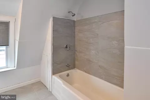 35 Cedar St, Marcus Hook, PA 19061 photo 29