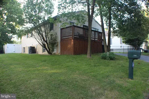 404 Beech St, Upper Chichester, PA 19061