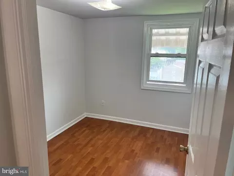 1533 Summit St, Marcus Hook, PA 19061 photo 15