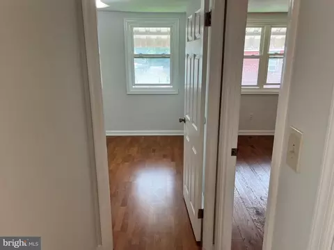1533 Summit St, Marcus Hook, PA 19061 photo 11