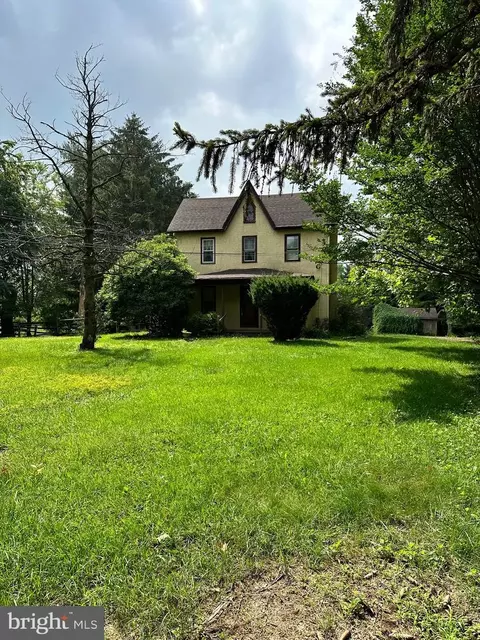 5021 Concord Rd, Aston, PA 19014