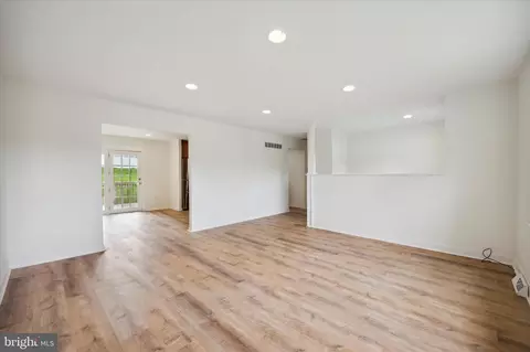 1501 Larkin Rd, Upper Chichester, PA 19061 photo 5