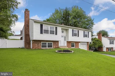 1501 Larkin Rd, Upper Chichester, PA 19061