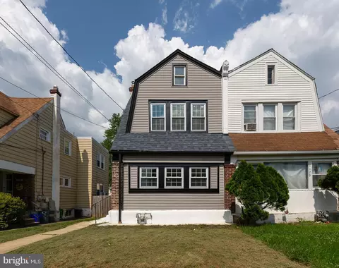 1131 Harding Dr, Havertown, PA 19083