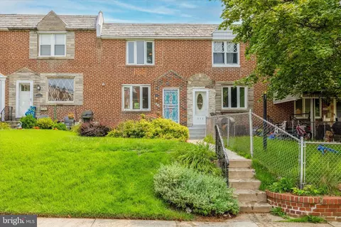 281 Seven Oaks Dr, Clifton Heights, PA 19018