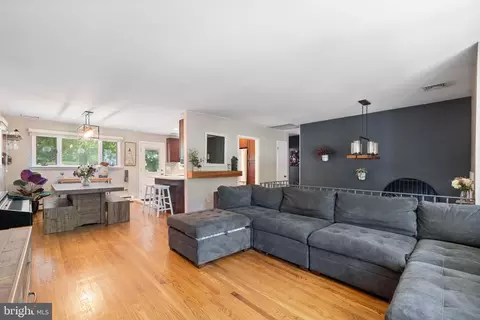 5 Devon Ln, Media, PA 19063 photo 6