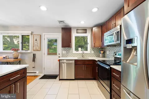 5 Devon Ln, Media, PA 19063 photo 9