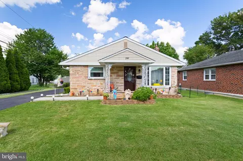 358 Morris Ave, Woodlyn, PA 19094