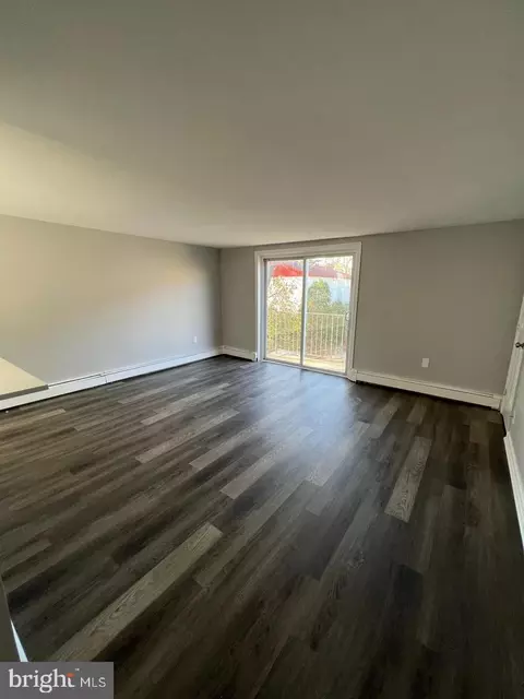 22 S Springfield Rd #K2, Clifton Heights, PA 19018