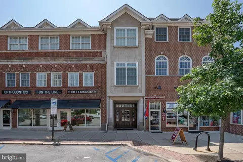 108 E Lancaster Ave #A2, Wayne, PA 19087