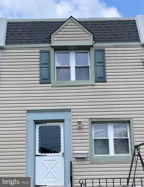 11 Windsor Ln, Clifton Heights, PA 19018
