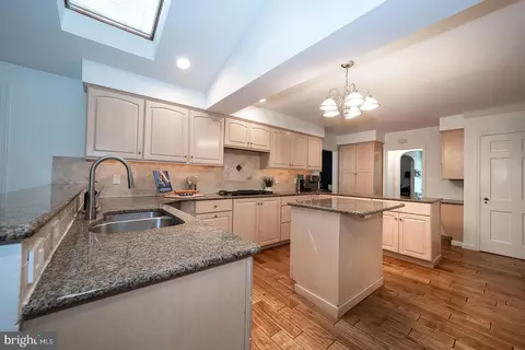 216 Saint Davids Ct, Wayne, PA 19087 photo 14