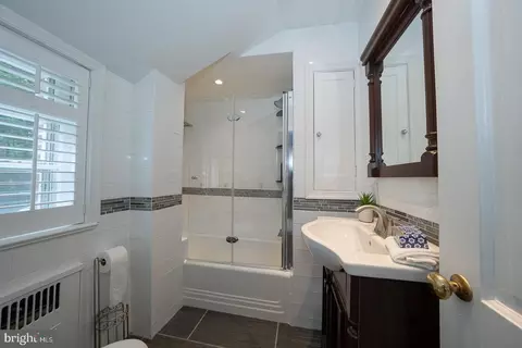 216 Saint Davids Ct, Wayne, PA 19087 photo 33
