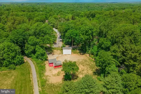 690 W Rose Tree Rd, Media, PA 19063