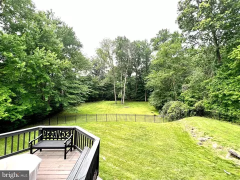 4326 Trophy Dr, Marcus Hook, PA 19061 photo 3
