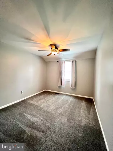 4326 Trophy Dr, Marcus Hook, PA 19061 photo 44