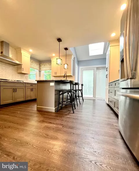 4326 Trophy Dr, Marcus Hook, PA 19061 photo 31