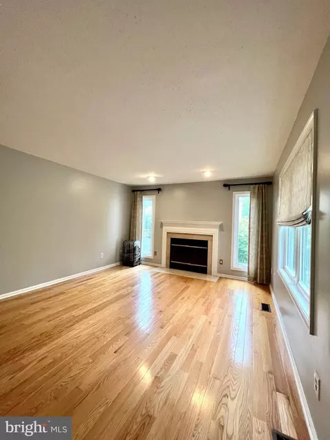 4326 Trophy Dr, Marcus Hook, PA 19061 photo 39