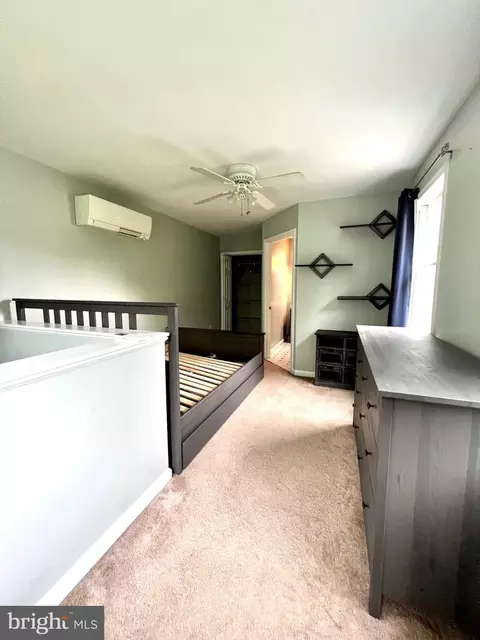 4326 Trophy Dr, Marcus Hook, PA 19061 photo 27