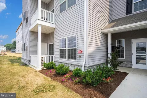 634 Harvin Ave #634, Brookhaven, PA 19015