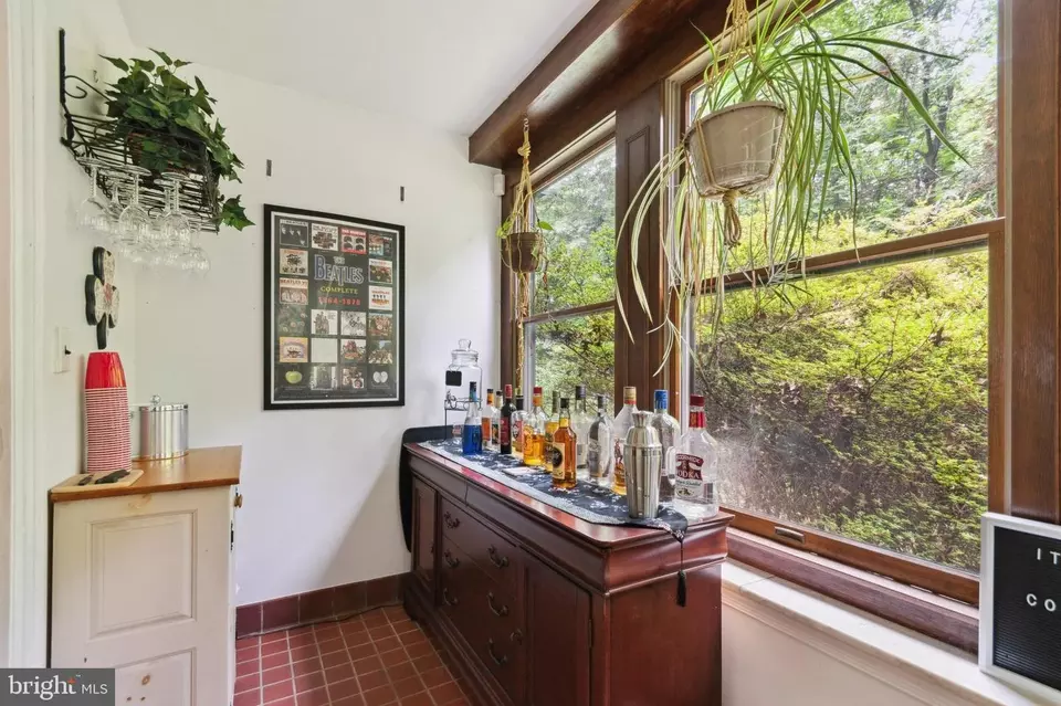  34 S Clifton Ave, Aldan, PA 19018 photo 9