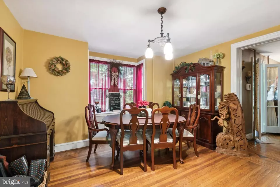  34 S Clifton Ave, Aldan, PA 19018 photo 10