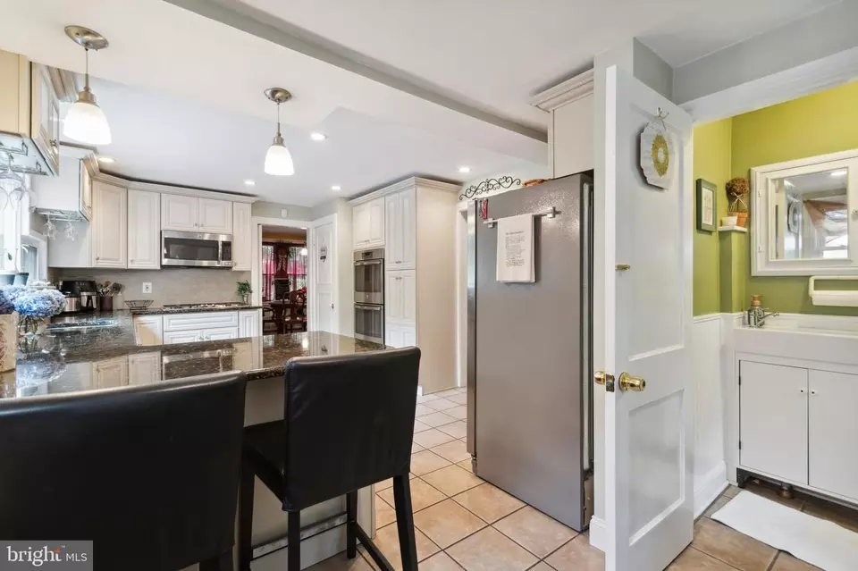  34 S Clifton Ave, Aldan, PA 19018 photo 8