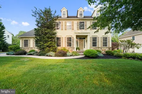 96 Cherry Farm Ln, West Chester, PA 19382