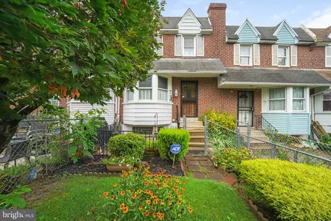 52 Gilpin Rd, Upper Darby, PA 19082
