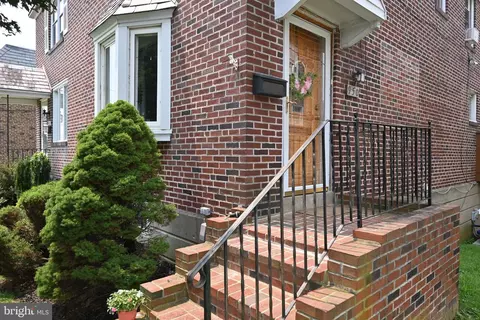 950 Kenwood Rd, Drexel Hill, PA 19026