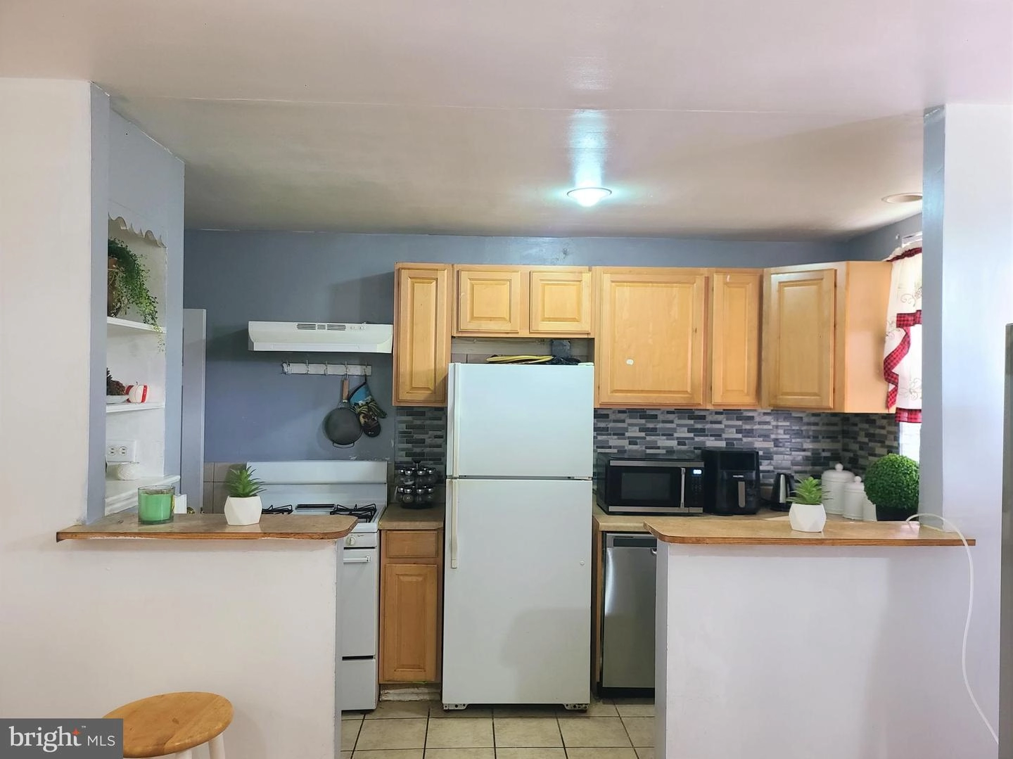 7252 Pine St, Upper Darby, PA 19082 photo 6