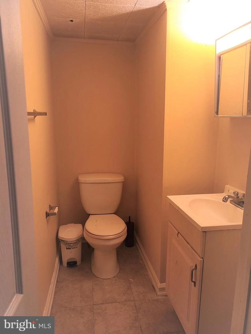 7252 Pine St, Upper Darby, PA 19082 photo 13