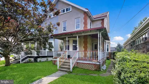 102 Penn St, Ridley Park, PA 19078