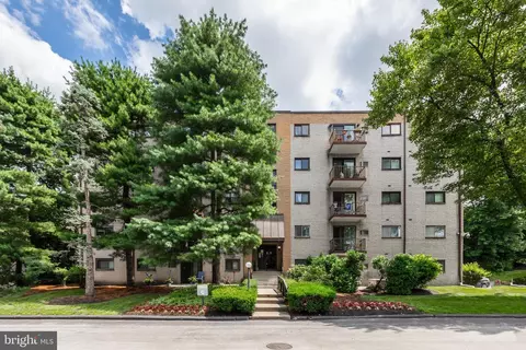 400 Glendale Rd #G22, Havertown, PA 19083
