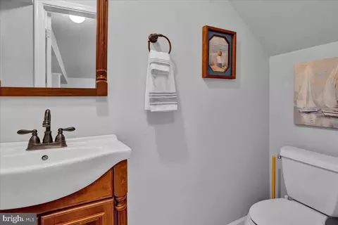 500 Greenhill Dr, Boothwyn, PA 19061 photo 23